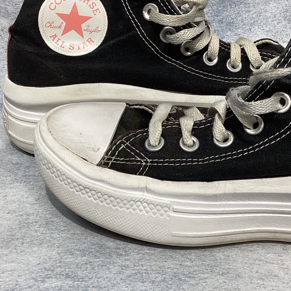 Converse Chuck Taylor All Star Lugged Canvas Women's Shoes Sz 7 Pink Trim - Picture 3 of 9